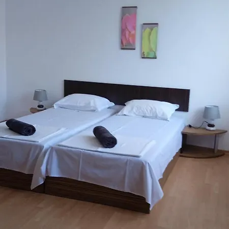 Vendégház Hristovi 3*