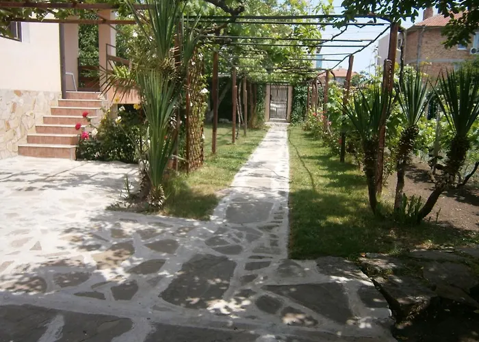 Hristovi Ахелой