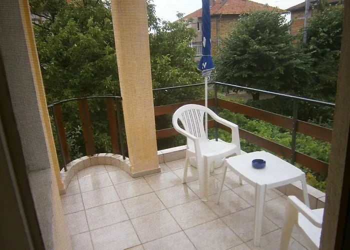 Hristovi Casa de hóspedes 3*